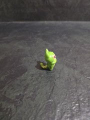 LOST KITTIES SERIES 1 Green Cat 1.5” Action Figure PVC BONBON 2018 Toy Heart Eye