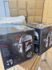 Hasbro Star Wars The Black Series Boba Fett Premium Electronic Helmet New Sealed