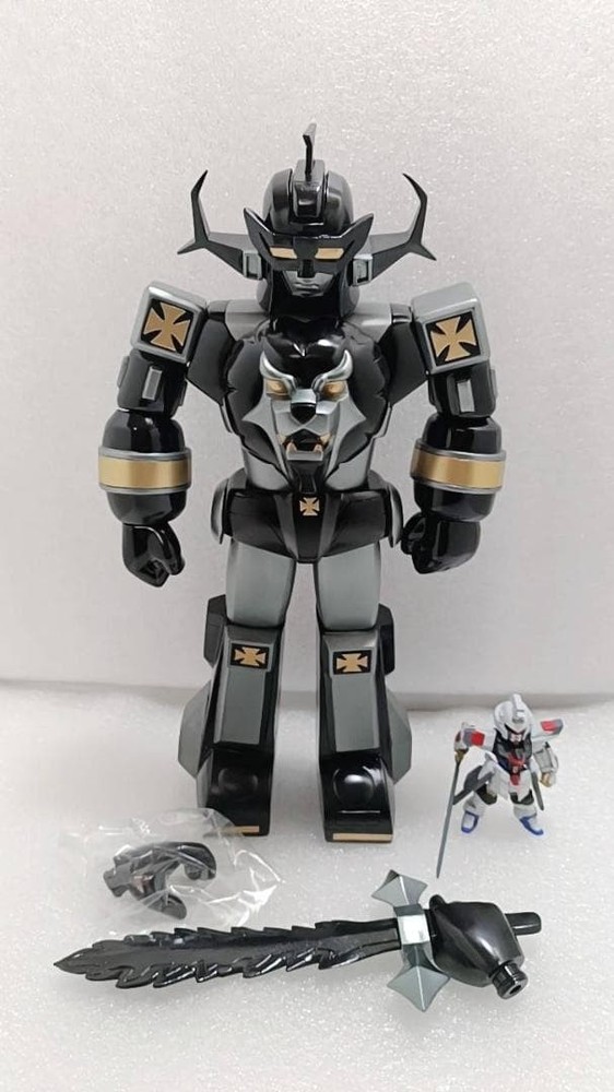 27cm Future Robot Daltanious Limited 88 Body Black Version Sofubi