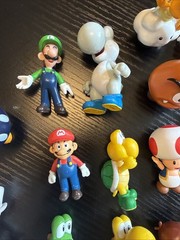 Super Mario Jakks World of Nintendo Figures Lot Yoshi Toad Luigi Bomb Fish Star