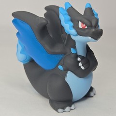 2025 Pokemon 1.5″ Mega Charizard X Mini Figure Finger Puppet Nintendo Bandai