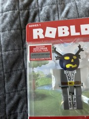 ROBLOX Matt Dusek Action Figure Series 1 New & Sealed With Code Rare!
