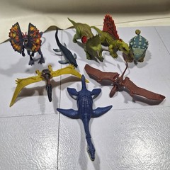 JURASSIC WORLD / PARK Mattel LOT of 8 Figures BARYONYX Carnotaurus STEGOSAURUS