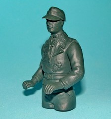 1/16 Heng Long WWII German Crew Commander Tanker Figure for R/C Tank Model