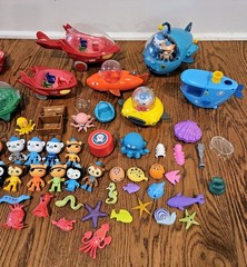 Huge Fisher-Price Octonauts Toy Lot Gups Submarines Figures Creatures…