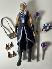 Mattel Masters Of The Universe Revelation Evil-Lyn 6.5″ Figure K23