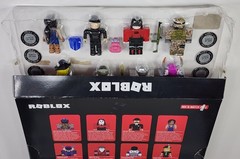 Roblox Classics Series 7 Action Figure Exclusive Virtual Item Target Damaged Box