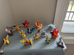 Pokemon 2019 Lot of 16 Figures Toys Collection Lot Pikachu Charizard Mega Constr