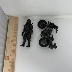 Acid Rain FAV-A07 Stealth Trooper Wildebeest Set 1/18 Toys Alliance Used READ