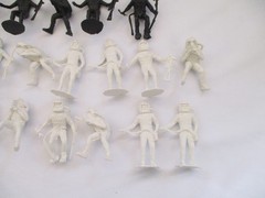 Vintage, 1960’s?, Astronauts, Plastic figures (22 white, 17 black)