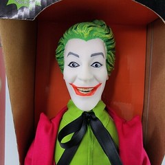 Batman 1966 Classic TV Series THE JOKER & ROBIN 17″ Talking Figure Set DC NEW