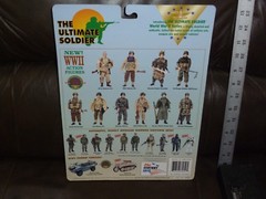 AXIS WEAPONS SET TEAR ON CARD ULTIMATE SOLDIER WEAPON SETS 1/6TH SCALE CARDED