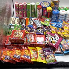 Zuru Surprise Mini Brands Food ~ HUGE Lot Of Candy