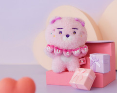 KAKAO Friends RYAN Valentine HUG ME Plush Doll on Magnetic Standing Base 10*14cm