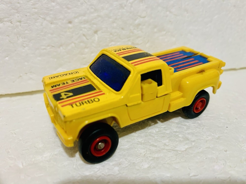 Moto Bot: YELLOW Pickup truck w/ red hubs variant motorized lot KO MC Intex