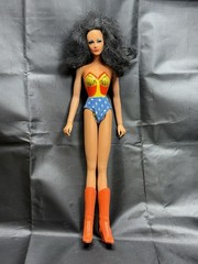 Vintage 1976 Mego Wonder Woman Lynda Carter Doll 12″ Inch See Photos