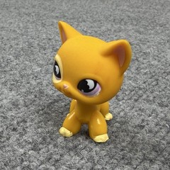 Hasbro Littlest Pet Shop Shorthair Yellow Cat Figure #855 2008 Purple Eyes LPS