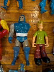 VINTAGE 1980s 1990s 27 ACTION FIGURE LOT MARVEL DC SWAMP THING POWER RANGERS ETC