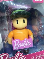 STUMBLE GUYS LEGENDARY BARBIE LIMITED EDITION BOXED 4″ FAN GUY