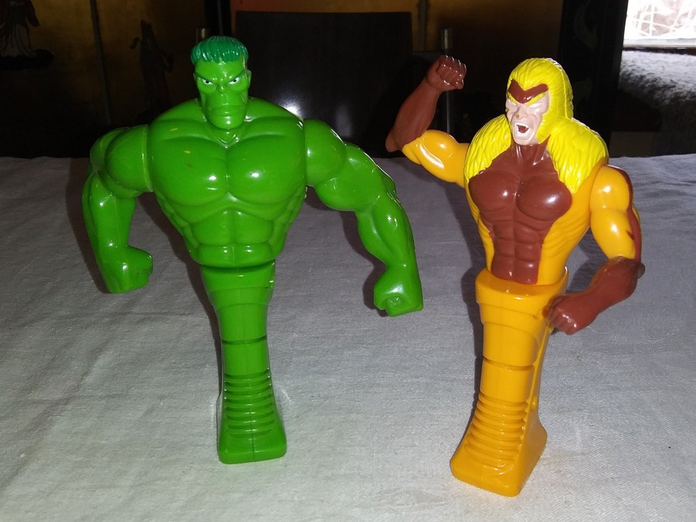 2001 Marvel Punching Toys Hulk Sabertooth by MAXX X-Men