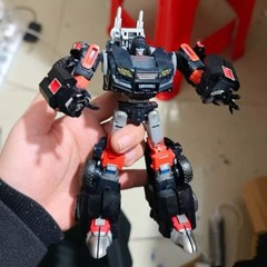 3D Printed Armor & Full Upgrade Kit for IDW Trailbreaker and Hoist Figures