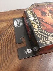 Dungeons & Dragons Honor Among Thieve Golden Archive Holga 6″ Figure Sealed.