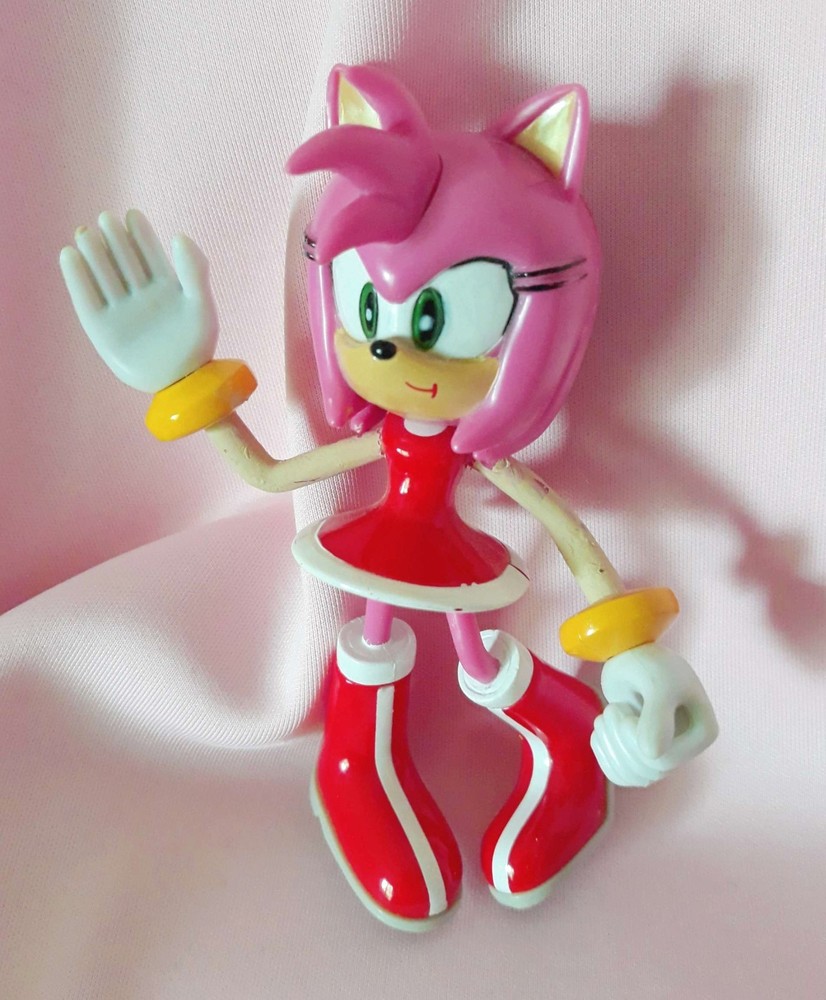 Sonic Figure Amy Rose Toy Island Sonic X Megabot Sonic the Hedgehog 2006 RARE