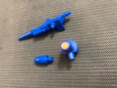Transformers G1 1986 Scourge Gun and Head Missile w/ Sticker Action Figure Parts