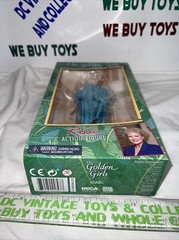 NECA The Golden Girls Rose Action Figure 8″ Betty White, NIB