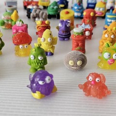 Trash Pack Trashies Moose Lot of 67 Mini Figures Toy Mixed Series
