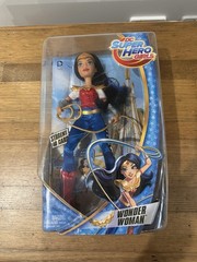 RARE Full Set Of 6 Super Hero GirlsAction Figure Doll DC Comic Mattel 2015 BNIB