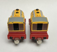 BILL & BEN ! THOMAS FRIENDS TRAIN TAKE ALONG N PLAY DIECAST 2003 ~ Playworn