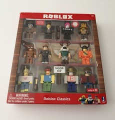 Roblox Classics Series 1 Ultimate Collectors Set 12 Figures And Accessories New