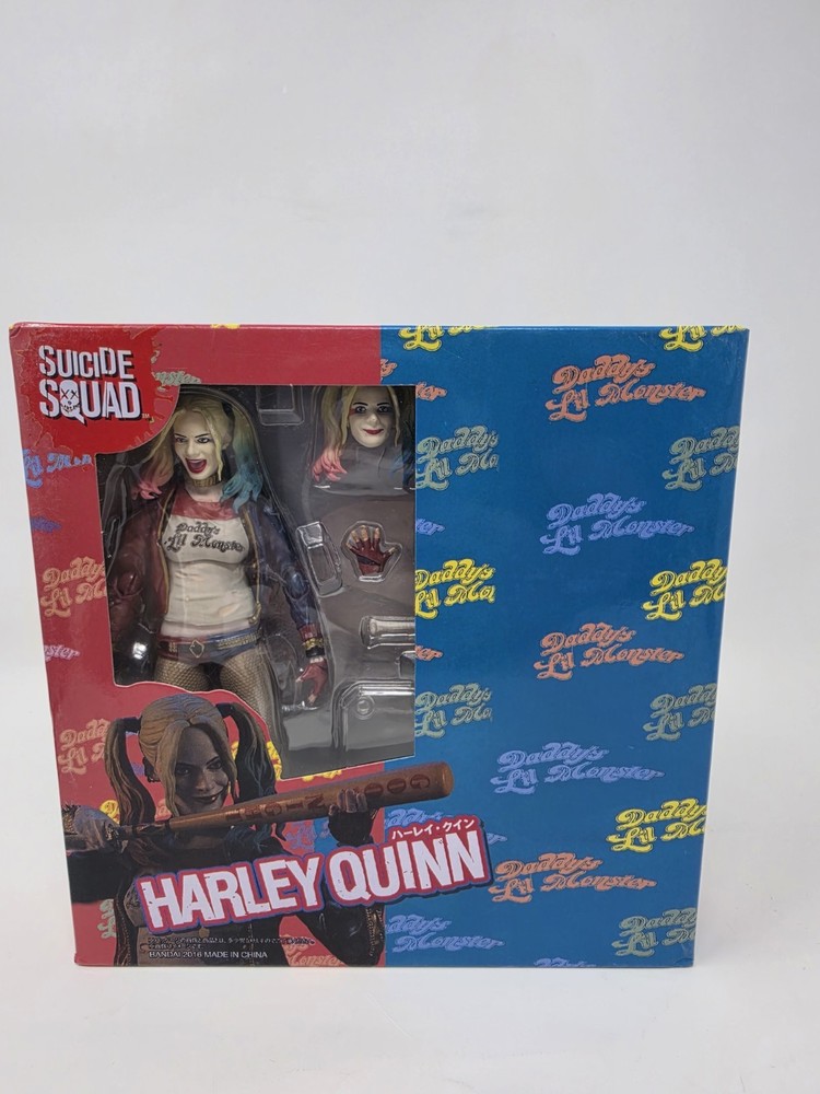 S.H.Figuarts Suicide Squad Harley Quinn Figure Slightly Damaged Box New Sealed