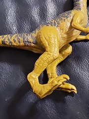 Jurassic World Velociraptor- 6.5 Inches Head To Tail