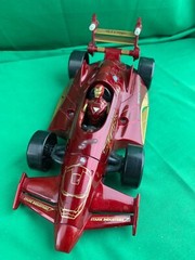 IRON MAN’S ~ STARK MOTOR RACING F1 RACING CAR WITH IRON MAN FIGURE 2010
