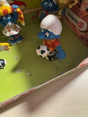 Smurfs 2000 – 2009 Edition by Schieich *** NIB *** some damage to box *** soccer