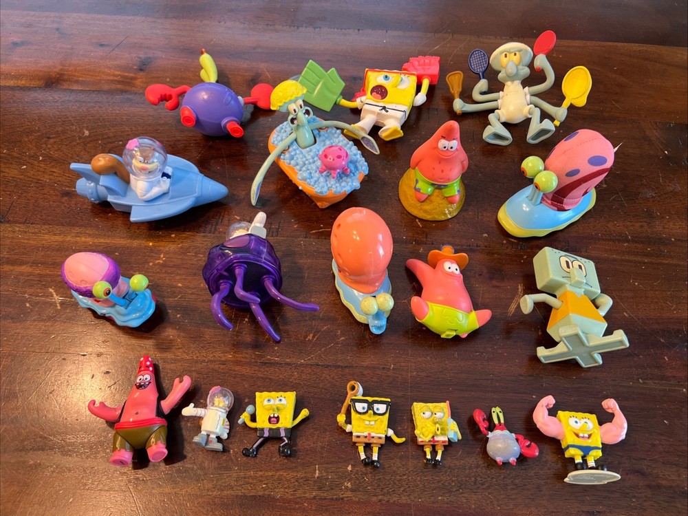 SpongeBob And Friends Mixed Figure Lot Of 19 PVC & Plastic Mixed Different Years