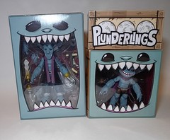 Plunderlings Nomad Goyle Grey Hatchlings & Plunderlong Captain Ojoe 5″ COMPLETE