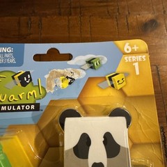Bee Swarm Simulator Panda Bear Figure & Mystery Honeycomb by Roblox New Sealed