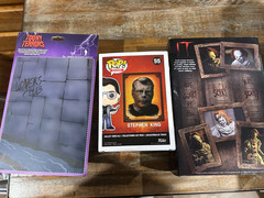 Stephen King IT PENNYWISE Lot Funko pop 55 Red Balloon FYE Toony Terrors NECA