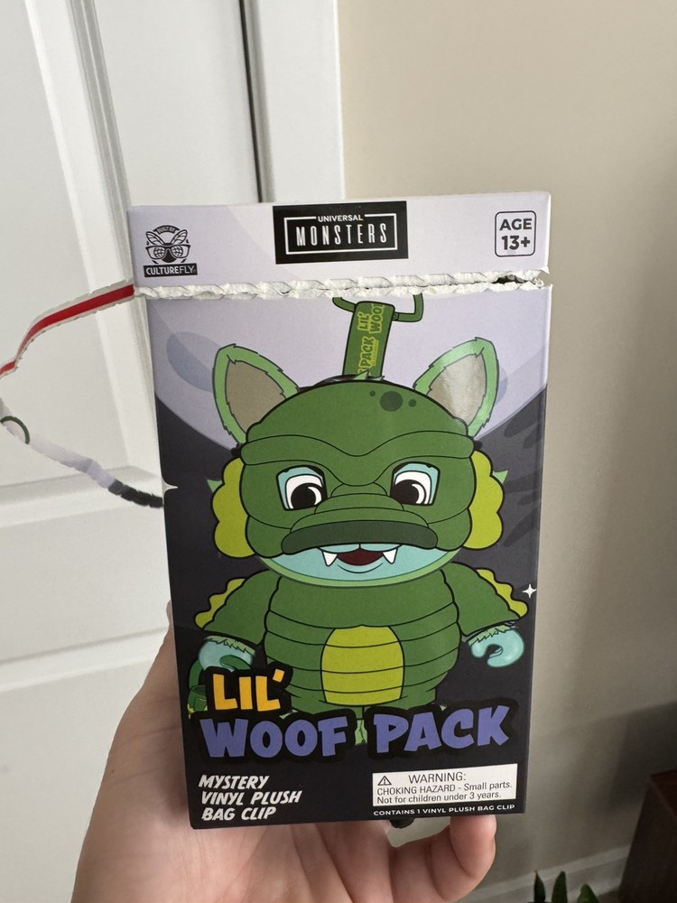 Culturefly Universal Monsters Lil Woof Pack Phantom Vinyl Plush Bag Clip