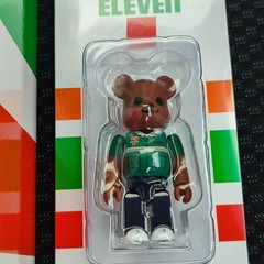 BEARBRICK BE@RBRICK 400% 100% Seven-Eleven MEDICOM TOY 2026 7-Eleven Exclusive