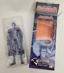 HL Pro Grendizer 9 inch General Gandal figure
