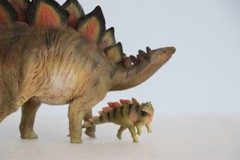 PNSO 1/35 Stegosaurus with Cubs Figure Model Dinosaur Collections Toys Gift