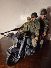 Ultimate Soldier 21st Century Toys WWII German Motorcycle with Figures
