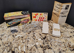 1960 Chevrolet Corvair 7060 Model Kit AMT SMP 3 in 1 1/25 MIB NEW Unbuilt