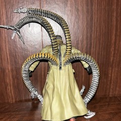 Spider-Man 2 Doc Ock Action Figure Tentacle Attack 6″ ToyBiz 2004 claws missing