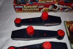 VTG 1994 Karate Fighters Game Samurai Ninja Vs Headstone Box 4 figures EXTRAS