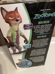 DISNEY ZOOTOPIA NICK FIGURE TOYSRUS EXCLUSIVE FLOCKED